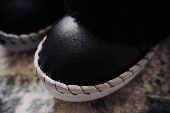 Buy Women s Black Sheepskin Slippers LUCKY DIP 100 Fur and