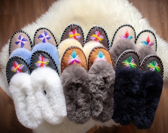 OUTLET Imperfect Embroidered Sheepskin Slippers Moccasins LUCKY DIP