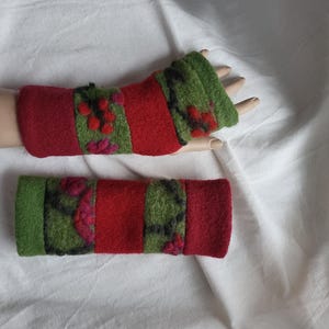 wrist warmers / arm warmers