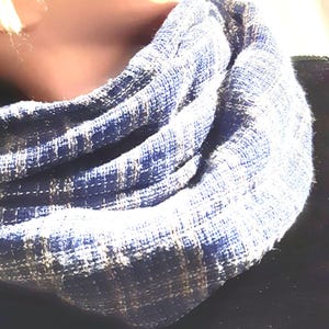 Linen loop scarf, blue & natural
