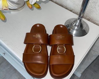 Rare LOUIS VUITTON Camel Leather Sandals Size 7 1/2 AUTHENTIC