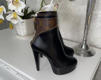 Botas de plataforma con monograma Afterglow de LOUIS VUITTON, talla 37, auténticas y poco comunes.