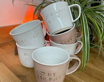 Tasse de motivation, tasse de citation, cadeau des amateurs de thé, tasse d’affirmation positive, cadeau de chocolat chaud, tasse de poterie faite à la main, tasse à café en céramique