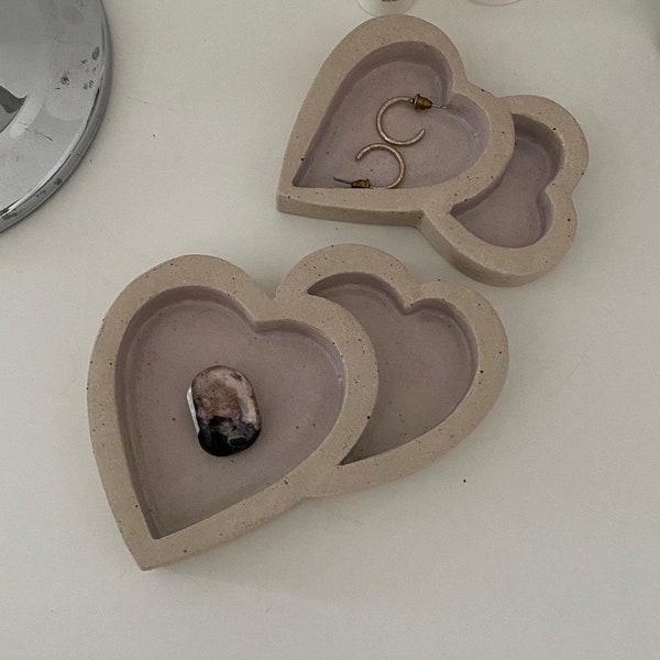 Heart Decor, Handmade Ring Dish, Ceramic Jewellery Dish, Girlfriend Gift, Valentines Day Gift For Her, Heart Shaped Gifts, Mothers Day Gift