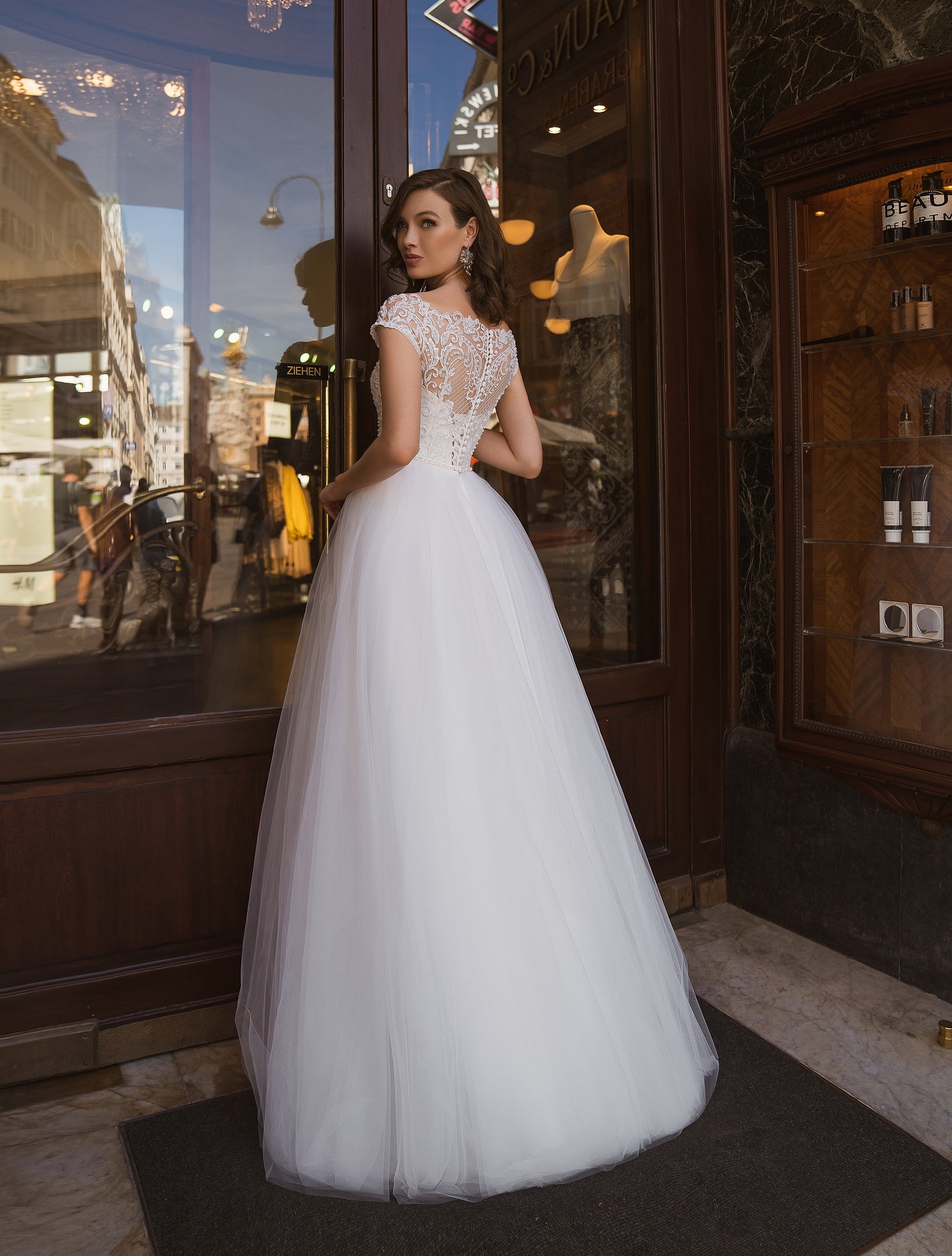 Aline Wedding Dress Close Back Wedding Dress Classic Tulle Etsy