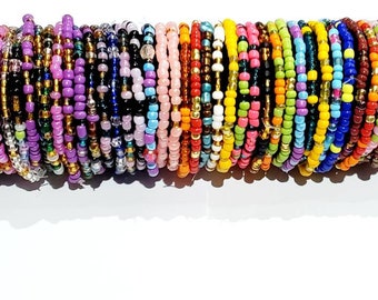 Pulsera de cuentas de semillas apiladas