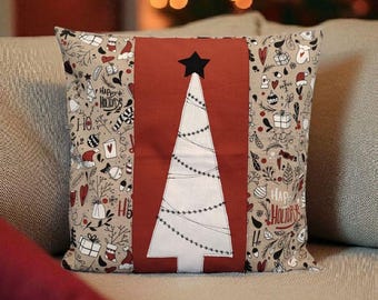 Dekokissen mit Weihnachtsmotiv und Tannenbaum-Applikation, 40×40 cm