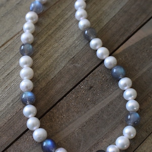 Round White Freshwater Pearl and Labradorite Bead Necklace