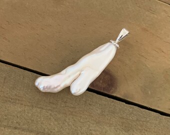 White Freshwater Boot Pearl Pendant