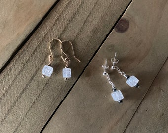 Boucles d'oreilles cubes en quartz craquelé en or ou en argent