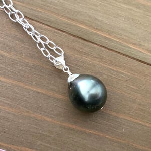 Dark Silver Green Tahitian Pearl Pendant