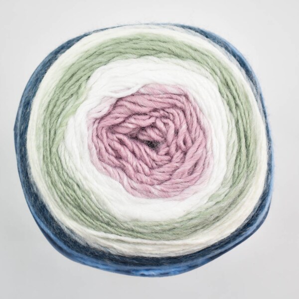 King Cole Curiosity DK Acrylique Multi Coloured Yarn Cake 150g - 2900 Haze d’été