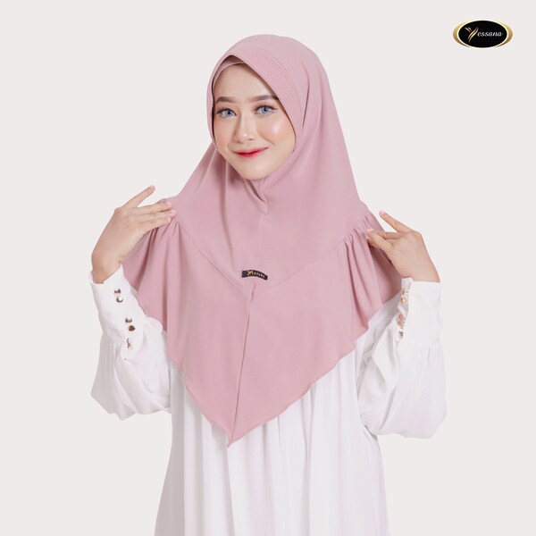 Look Beautiful with Bergo Mirna by Yessana