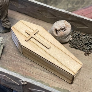 1/35 Wooden Coffins | Laser Cut Kit  | Caskets | Diorama Accessories | 1:35  - 2 Pack