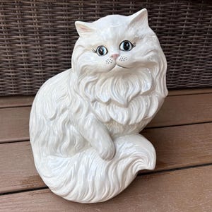 Vintage Large 14" White Persian Cat Statue Care Inc. 1979