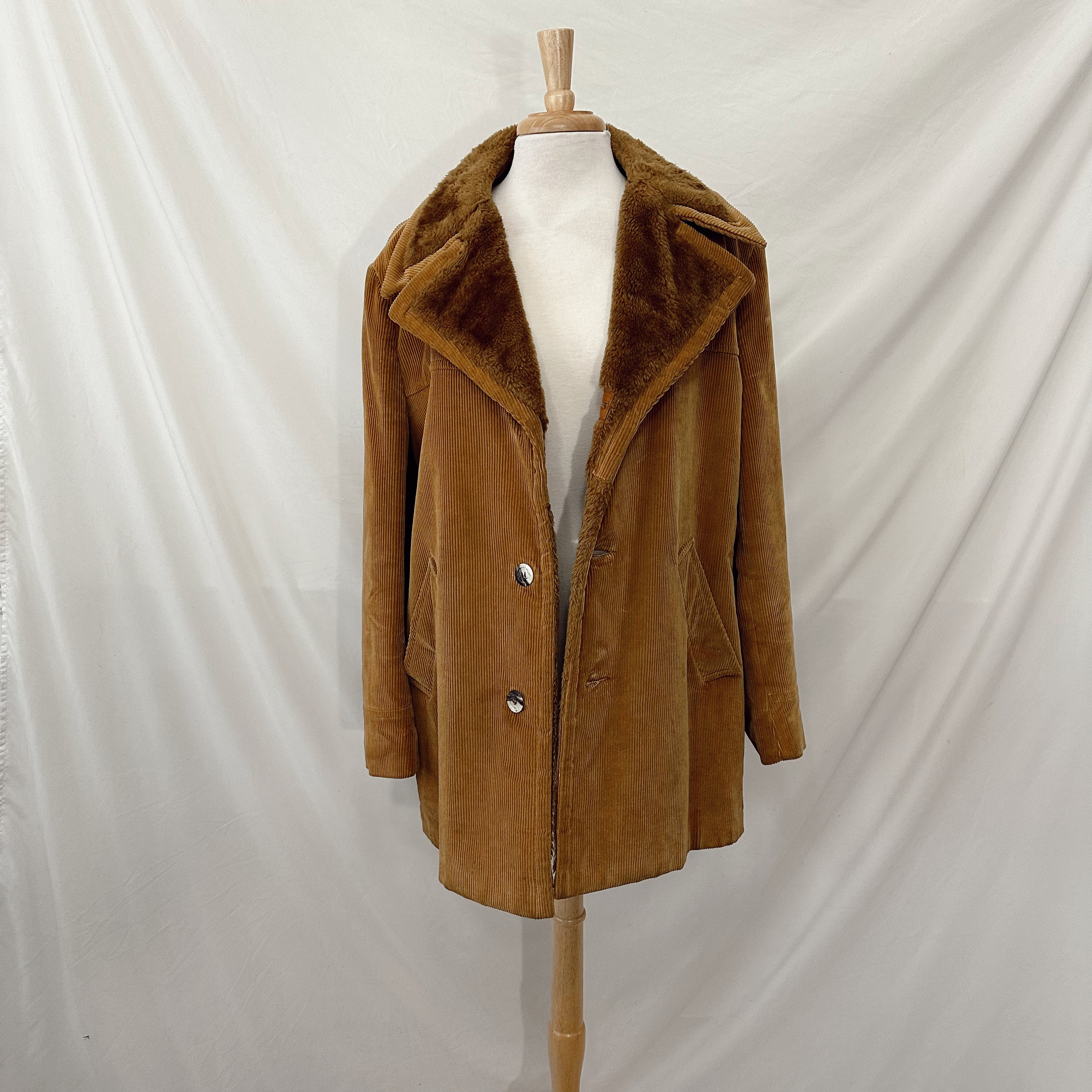 【70s】Euro Vintage Corduroy Coat フランス製 フランス製】70s Euro Vintage Corduroy Jacket - メルカリ