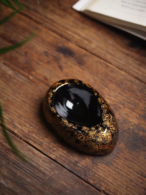 Flowing Gold Chinese Lacquer Pipe Stand, Ebony Tobacco Pipe Rest, Gift for Pipe Smoker