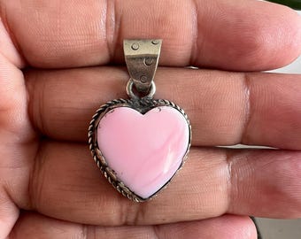 Heart shape pink conch shell pendant, .75 x.75 inches, hancrafted, Tibetan repousse silver (A-24)