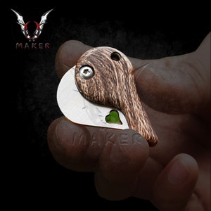 Mini Heart Knife 2 1/2"  Folding box opener Pocket Knife for cut rope, Hunting, Camping Gift for Father, Husband, Boyfriend . VuMaker-659