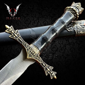 King Medieval Ornate Sword Fantasy 13.5&quot; Steel Blade Short Sword knife, Gift for men, Father, Boyfriend ,Christmas  - VuMaker-816