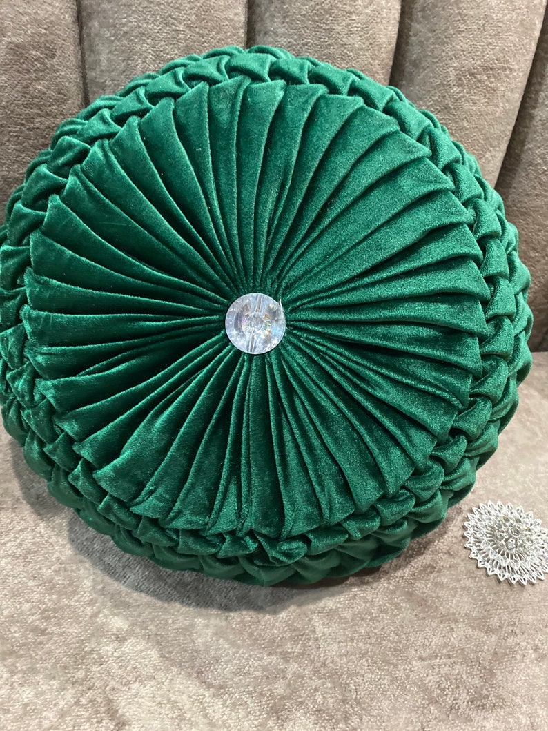 Luxury Emerald Green Round Velvet Pillow / Christmas Pillow / Round