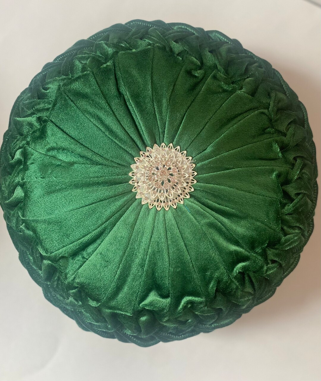 Luxury Emerald Green Round Velvet Pillow / Christmas Pillow / Etsy