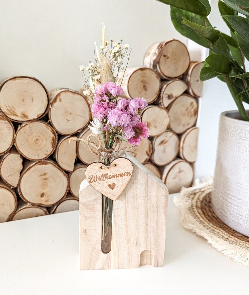 Trockenblumen Muttertag Blumenstrauß Geschenkidee Blumenvase Geburtstagsgeschenk DekoPanda Holzhaus mit Blumen