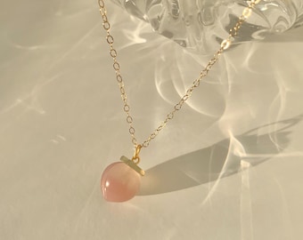 Peach Necklace｜Agate Peach Pendant Necklace｜Dainty Gold Necklace｜Fruit Necklace｜Simple Minimalist Waterproof Necklace｜Gift For Mom/ Daughter