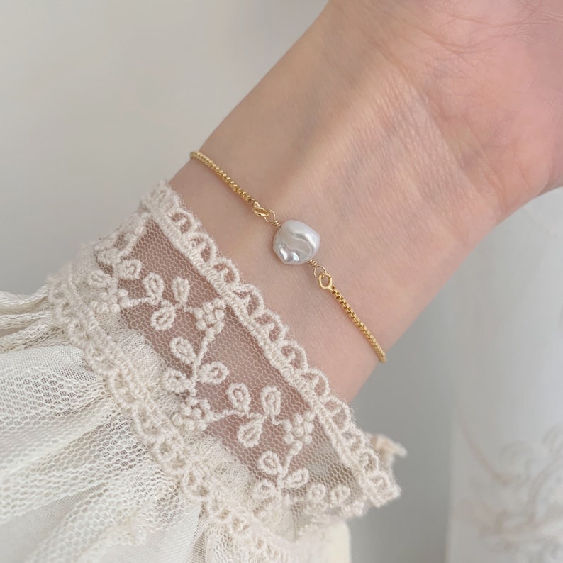 Dainty Pearl Bracelet｜Adjustable Box Chain Bracelet｜Gold Filled Bracelet｜Simple Bracelet｜Slider Bracelet｜Minimalist｜Bridesmaid Gift A.Baroque Pearl