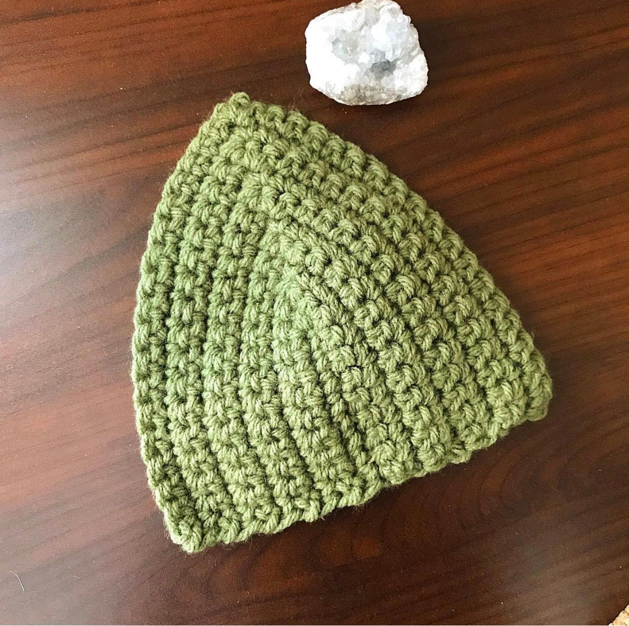 Modello base di coppa del reggiseno all'uncinetto Italia