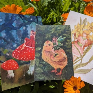 3 cartes de fée, différentes tailles, amanite, jonquille, cavalier de poulet || De délicieuses cartes Cottagecore pour toutes les saisons