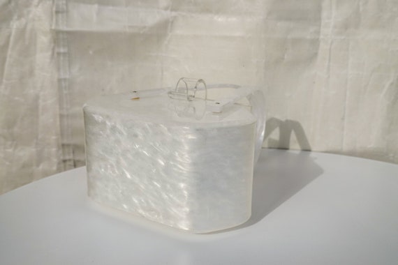 50's Pearly White Lucite Purse - Unique Shape Box… - image 5