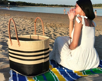 Very large family beach bag, straw beach basket, market tote basket, raffia basket bag