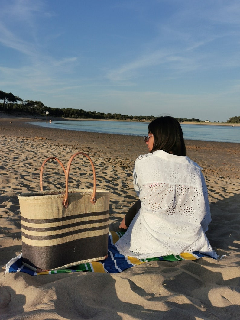 Very large family beach bag, straw beach basket, market tote basket, raffia basket bag image 1