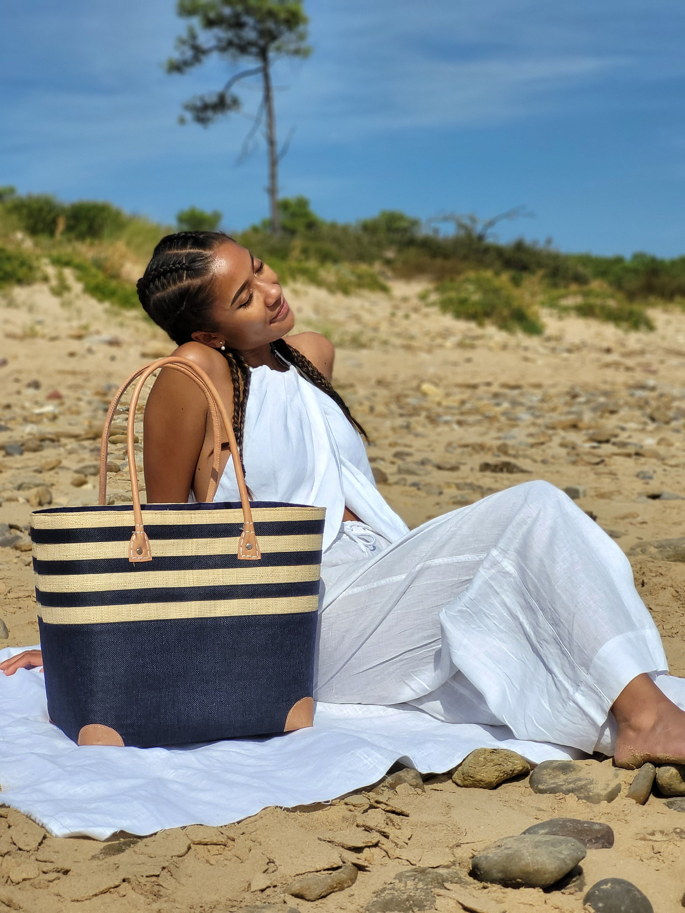 Sac De Plage Tricoté En Forme De Cœur - 32x32cm, Beige, Fourre-tout Léger Pour Femme