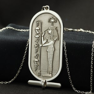 Collar egipcio Seshat Cartouche, Jeroglíficos egipcios personalizables 925K Collar de plata Joyería, Reina de la Sabiduría Seshat.