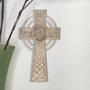 Celtic Cross Wall Hanging, St. Patrick’s Day, Irish Cross, Wood Cross, Easter  Decoration
