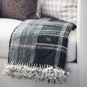 ARAV Black Stripe Indian Wool Throw Blanket Bhujodi Blanket Rustic Farmhouse Modern Cottage Living Room Décor Earthy Handwoven image 3