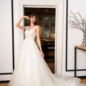 LOVE FOREVER Hochzeitskleid / Boho Brautkleid / Spitzenhochzeitskleid / Prinzessin Hochzeitskleid / Spitze Brautkleid / SAMPLE