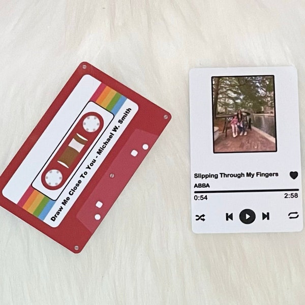 Personalized Playlist/Retro Cassette Metal Card with or without Magnet, Custom Card, Wallet Photo Card, Magnet Card, Song Wallet Card