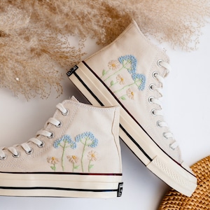 Embroidered Converse, Custom Converse High Tops Embroidered  Dandelion, Flower Embroidered Converse Sneakers Chuck Taylor Embroidered Flower