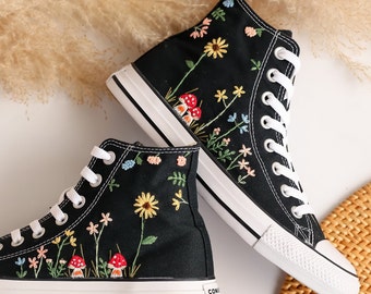 Benutzerdefinierte Stickerei, Sonnenblumengarten und Pilz gestickte Sneakers