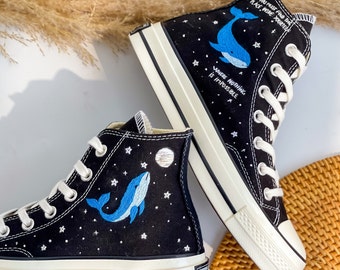 Individuell bestickte Sneakers High Tops, Blaue Wal gestickte Schuhe, Ozean gestickte Turnschuhe, Mond-Stern-Wal Stickerei gewohnheit