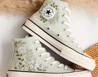 Chaussures Converse brodées personnalisées, chaussures Converse brodées à petites fleurs, baskets brodées florales personnalisées, cadeaux uniques pour elle