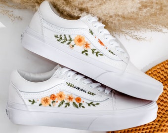 Ślubne Vansy dla Panny Młodej, Ślubne Kwiaty Haftowane Vansy, Niestandardowe Kwiatowe Haftowane Vansy Slip On, Buty Słonecznikowe, Spersonalizowane Buty Ślubne