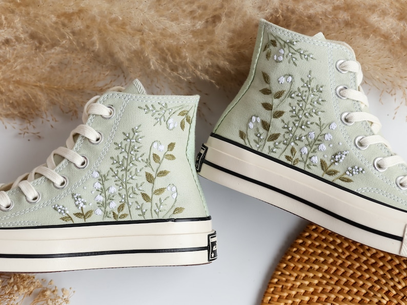 Custom Embroidered Converse high tops, Small Flower Embroidered Converse Shoes, Floral Embroidered Sneakers Custom, Unique Gifts for Her