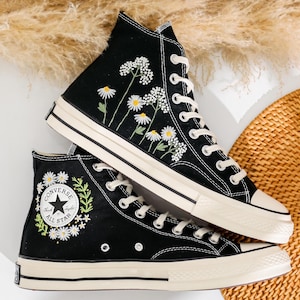 Custom Converse Chuck Taylor Embroidered Flowers, Custom Shoes Embroidered Daisy, Dandelion Flower Embroidered Sneakers, Converse Embroidery