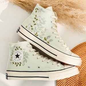 Custom Converse Embroidery Shoes, Small Flower Embroidered Converse 1970s, Flowers Embroidered Sneakers Custom, Personalized Gifts for Her