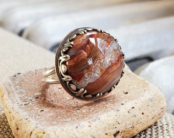Laguna lace agate ring with sterling band and copper base