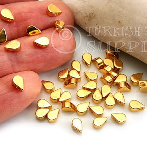 Petites perles d'or, mini perles d'espacement, perles de larme d'or, résultats de perles d'or, plaqué or 22 carats, fournitures de bijoux en or, perles de bracelet, 15 pc